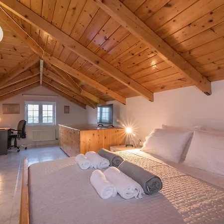 Vila Status Vougiaton