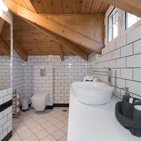 Status Villa